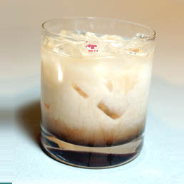 White Russian İçki Kokteyli