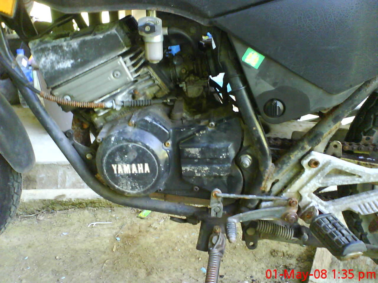 [enjinstand-rxz.JPG]