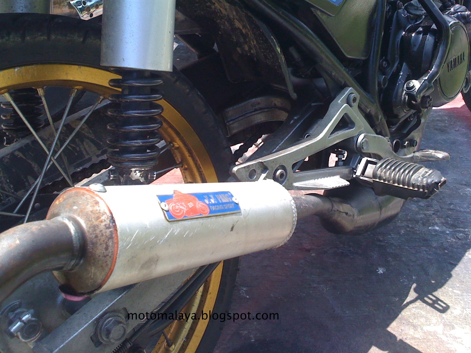 [racing-rxz4.JPG]