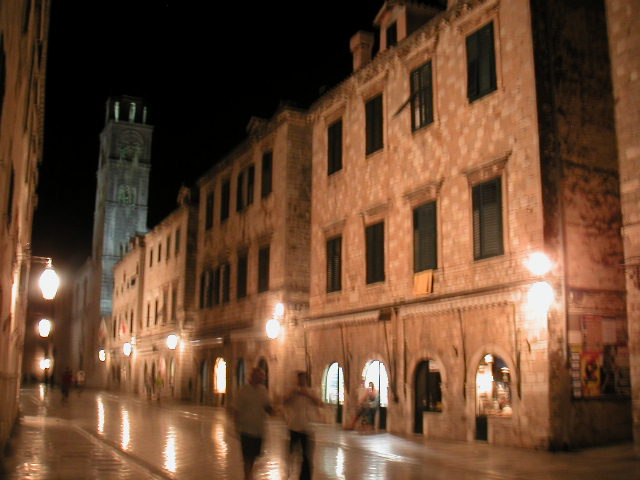 [stradun_om_kvelden.JPG]