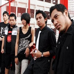 TLB (The Lonely Bullz) - Tak Marah TLB (The Lonely Bullz) - Tak Marah
