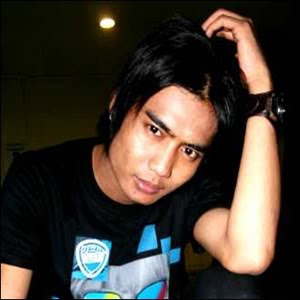 Charly - Stasiun Kereta Charly - Stasiun Kereta
