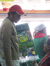 Salesman of coca leaves in Ecuador