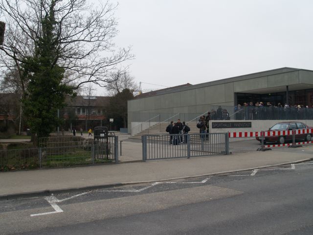 [2009-04-01-12h32m55.jpg]