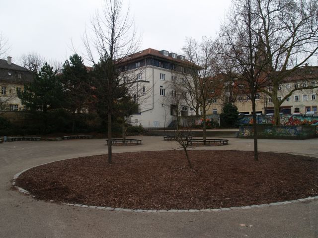 [2009-04-01-12h39m59.jpg]