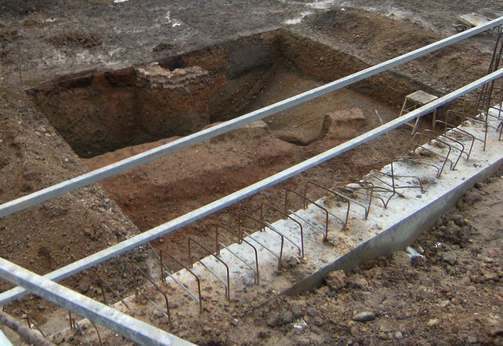 [Excavaciones+arqueológicas+Valencia+de+Don+Juan+17-12-08+a.JPG]