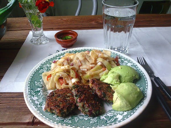 vad äter veganer
