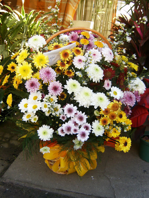 cesta de flor do campo