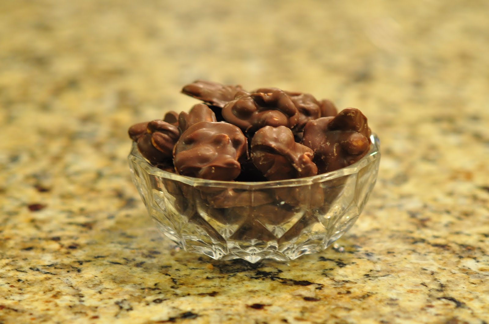 You Go Girl! Easy Peanut Clusters