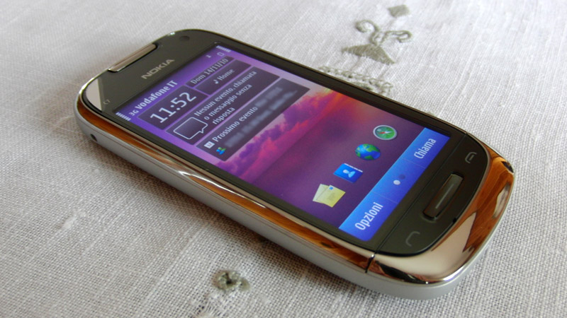 nokia c7-00
