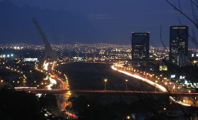 los mexicanos son salta muros ?? los mexicanos son salta muros ??