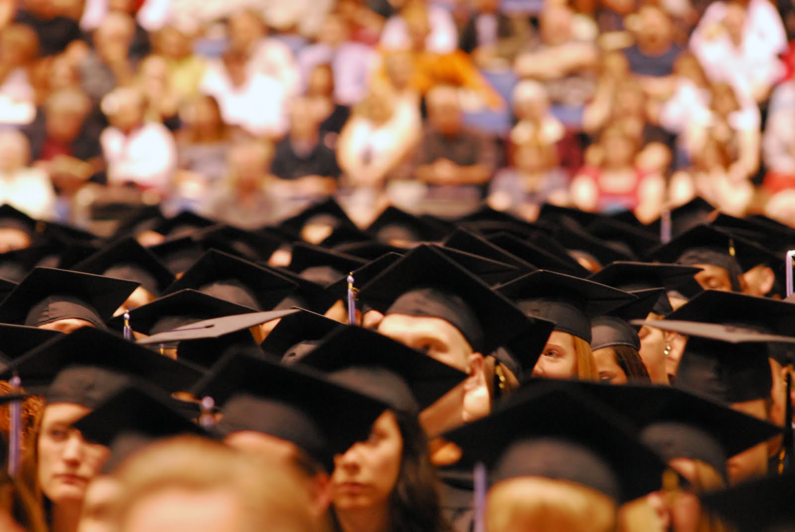 UIS News UIS to hold 39th commencement ceremony at downtown