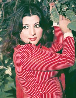 of musarrat shaheen pashto sexy actress musarrat shaheen new photos
