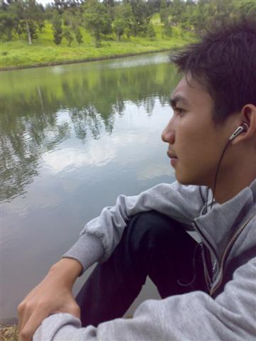 Download foto cowok keren