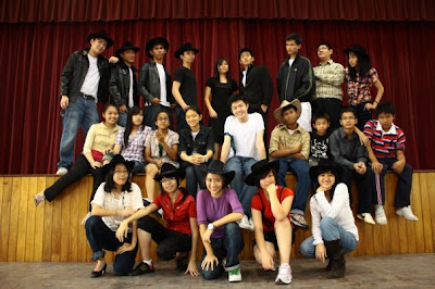 Cast Of Footloose