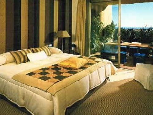 [TMansionClubBedroomNEW.jpg]