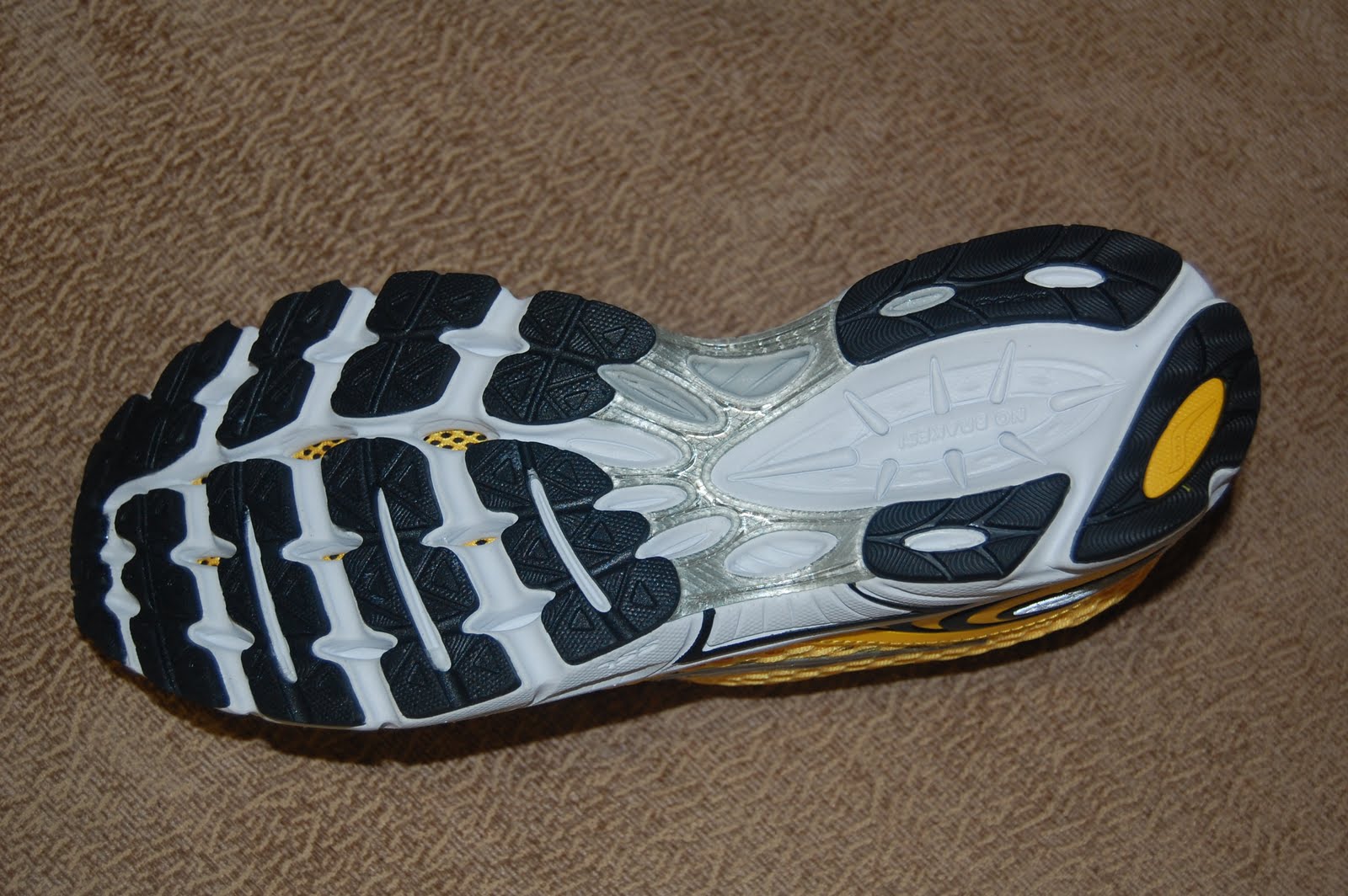 saucony fastwitch 4 sale