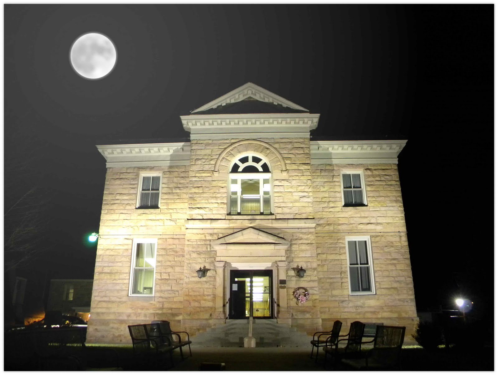 Sherri Brake S Haunted Heartland Spirits Of Summersville West Chain Hotels Rafting Companies The New River Gorge Area Summersville Lake And Many Restaurants Tourist Activities Give This A Vacation Like