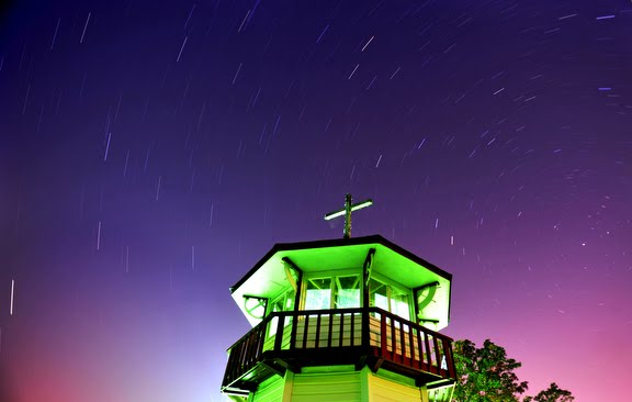 [090709Stars1_dm.JPG]