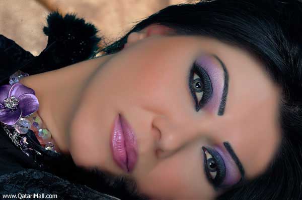 makeup artist Images