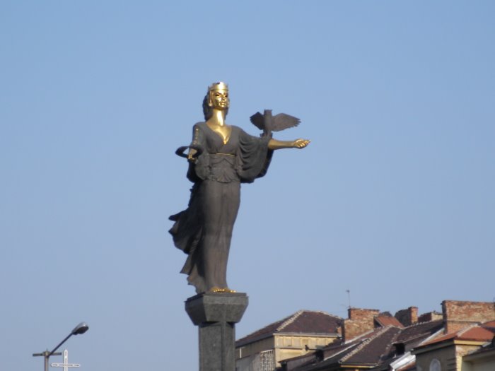 [BG+Statue+of+LibertySmall.JPG]