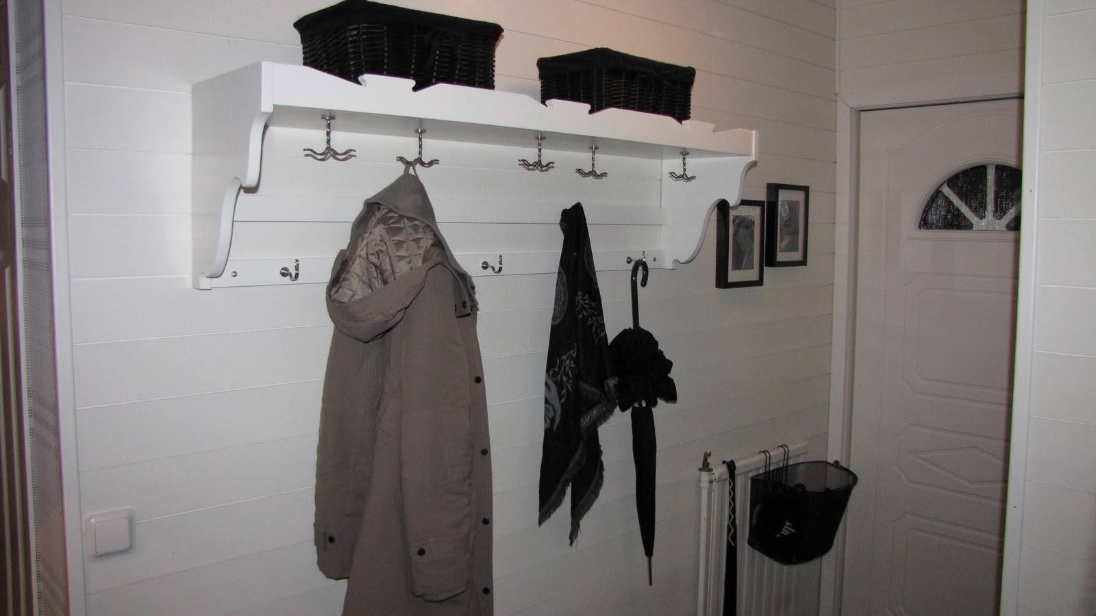 Hem& Drömmar Hatthyllan färdig Hem& Drömmar Hatthyllan färdig