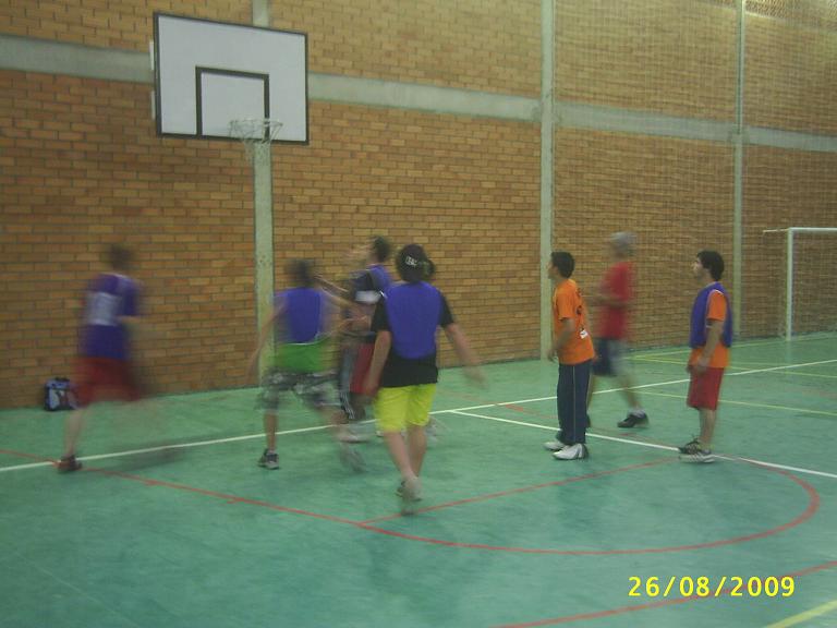 [AtivBasquete3.JPG]