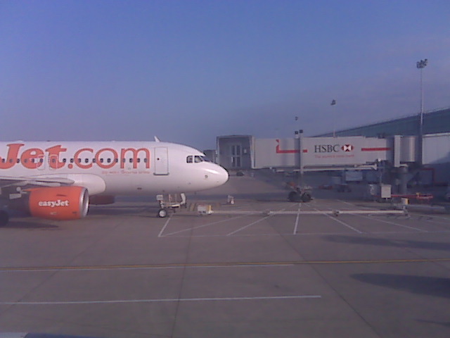 [=?Windows-1252?B?MDUgRWFzeWpldC5qcGc=?=-710643]