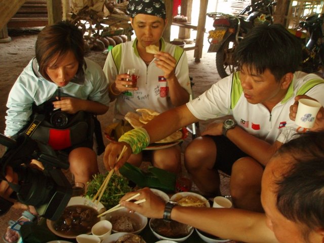 [P4251602.JPG]