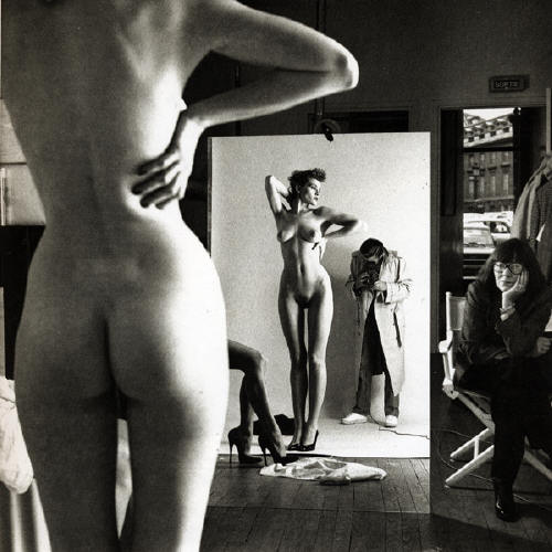 [Newton-Self-Portrait-with-Wife-and-Models-VogueStudio-Paris-1981.jpg]
