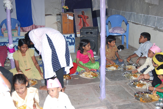children having food with joy