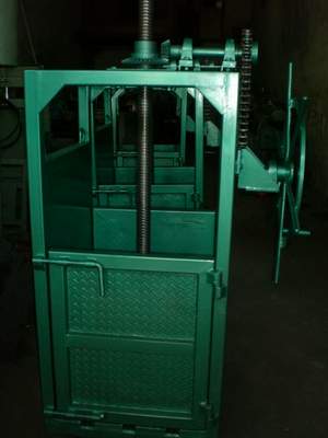 mesin press