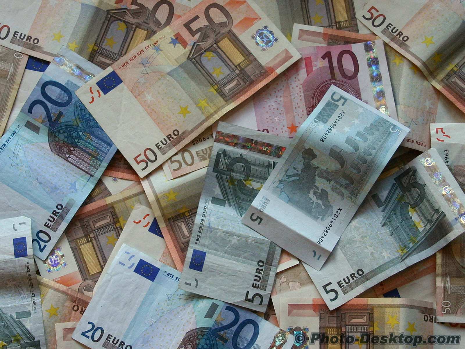 [fondo-billetes-euros-dinero-pdi-42.jpg]