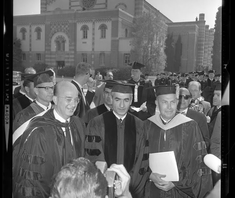 UCLA Faculty Association A Bit of UCLA History from the 1964 Commencement
