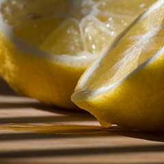 [lemon.jpg]