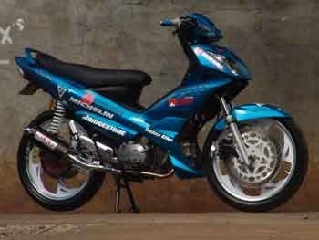 Modifikasi Suzuki Smash Revo 115cc Thailand 2010