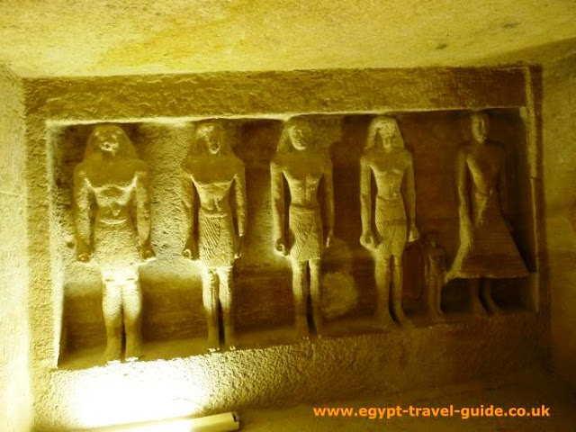 http://4.bp.blogspot.com/_7Xk4ue06l9s/S_J_Vp0hSeI/AAAAAAAAALo/b_X2nuDspoo/S640/Inside-Queens-Pyramid-Giza.jpg