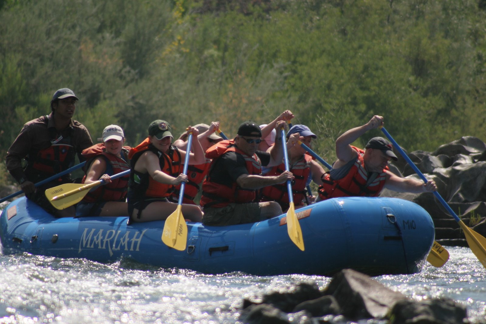 [rafting.JPG]