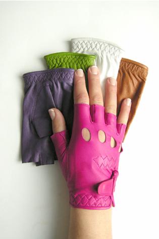fingerless gloves fashion. [