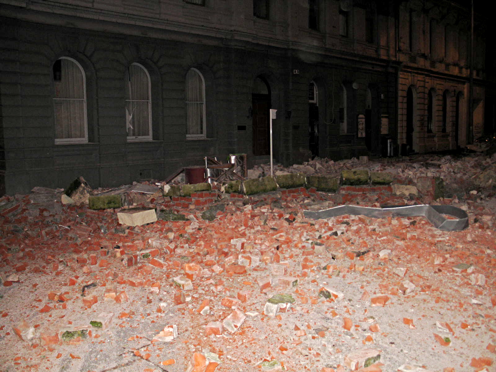 PORTOBELLO ANTIQUES EARTHQUAKE IN CHRISTCHURCH LAST NIGHT