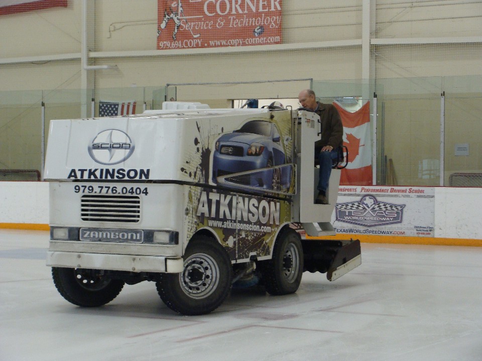 [zamboni+driving+school+Bruce4.jpg]