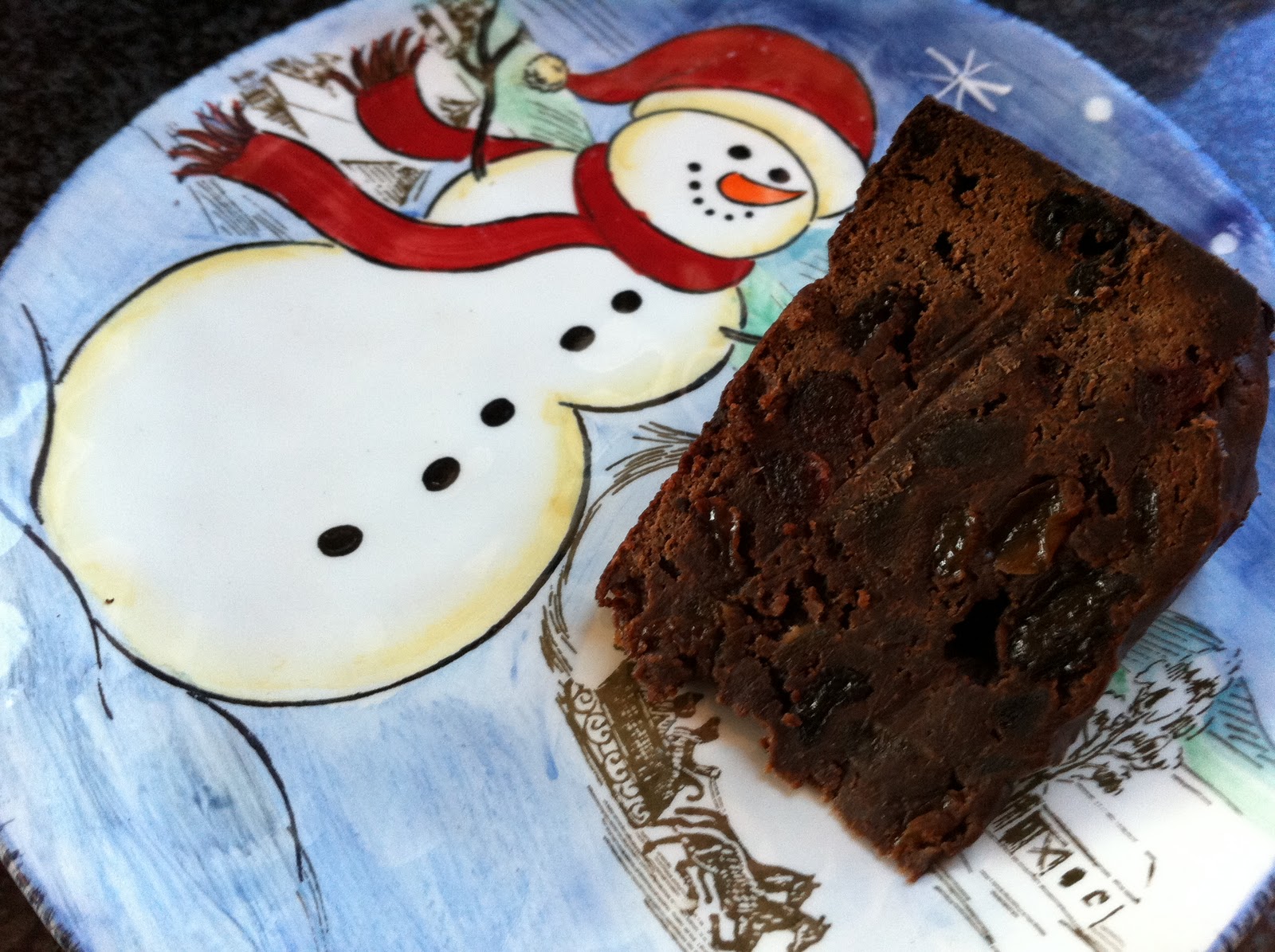 BrownievilleGirl: CHOCOLATE CHRISTMAS CAKE