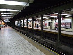 Vista de la estación Castro Barros de la línea {{{linea}}}