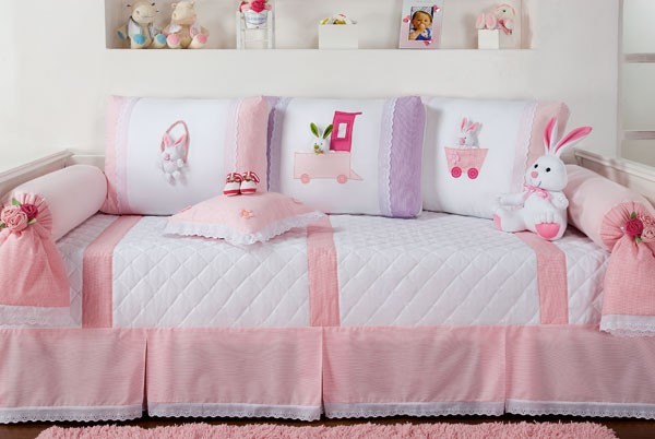 Как сшить красивую подушку для детской