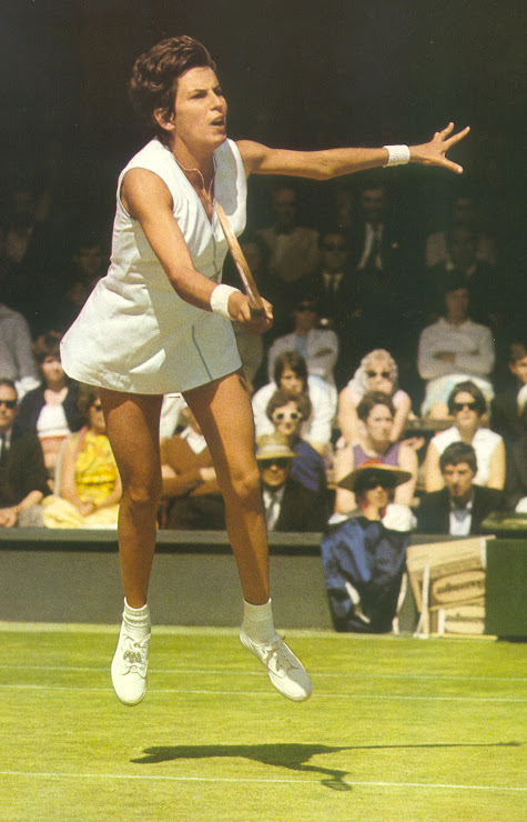 MARIA ESTHER BUENO,