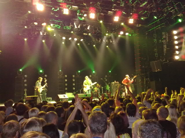 [29082008244-001-778632.jpg]