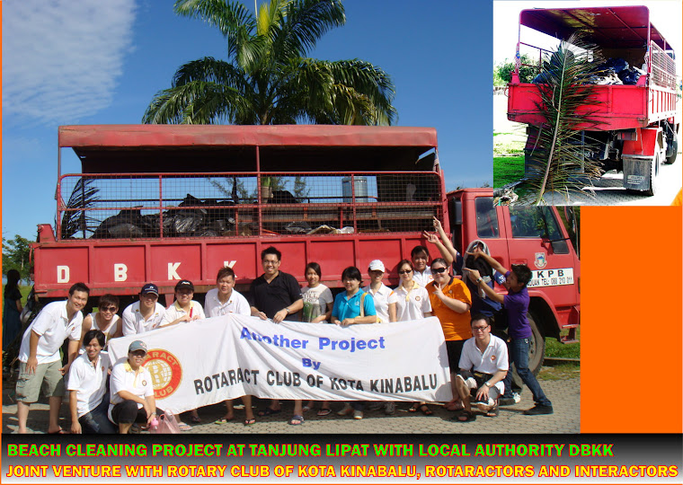 Beach Cleaning Project at Anjung Selera, Tanjung Lipat (2nd November 2008)