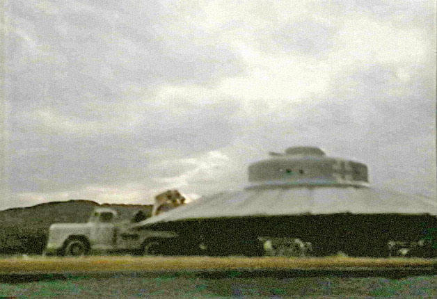 Valencia California UFO Haunebu+II