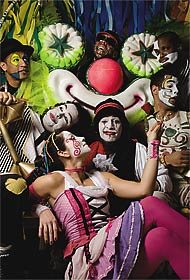 [Teatro_Mágico+08.jpg]