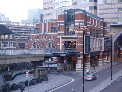 Alban Gate